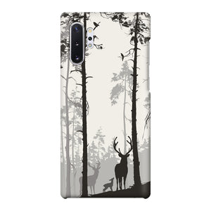 nap0002-samsung-galaxy-note-10-plus-in-the-woods